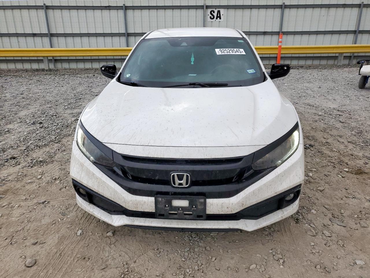 Honda Civic Sport Image 12