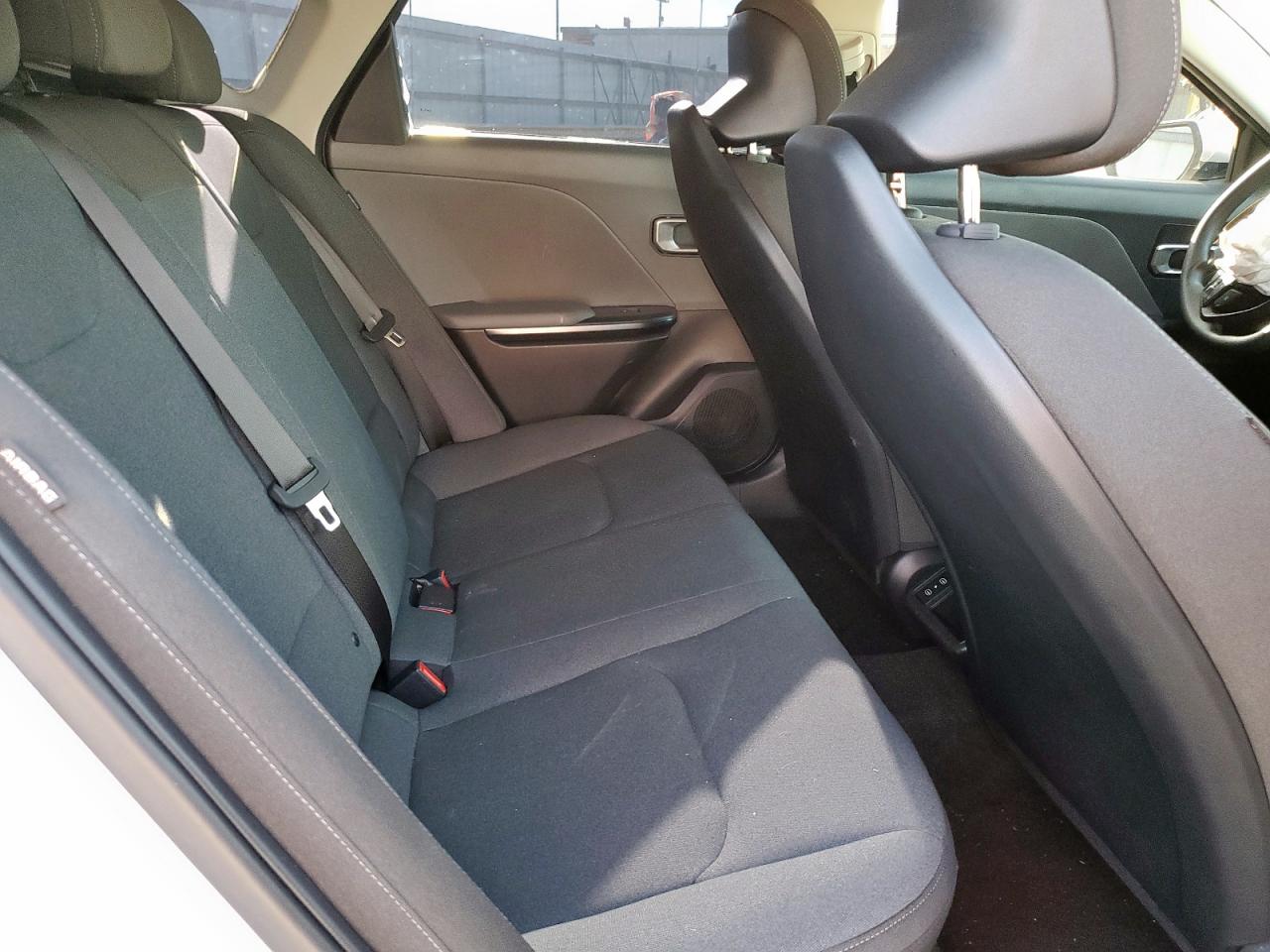 Kia K4 Lx Lx Image 7