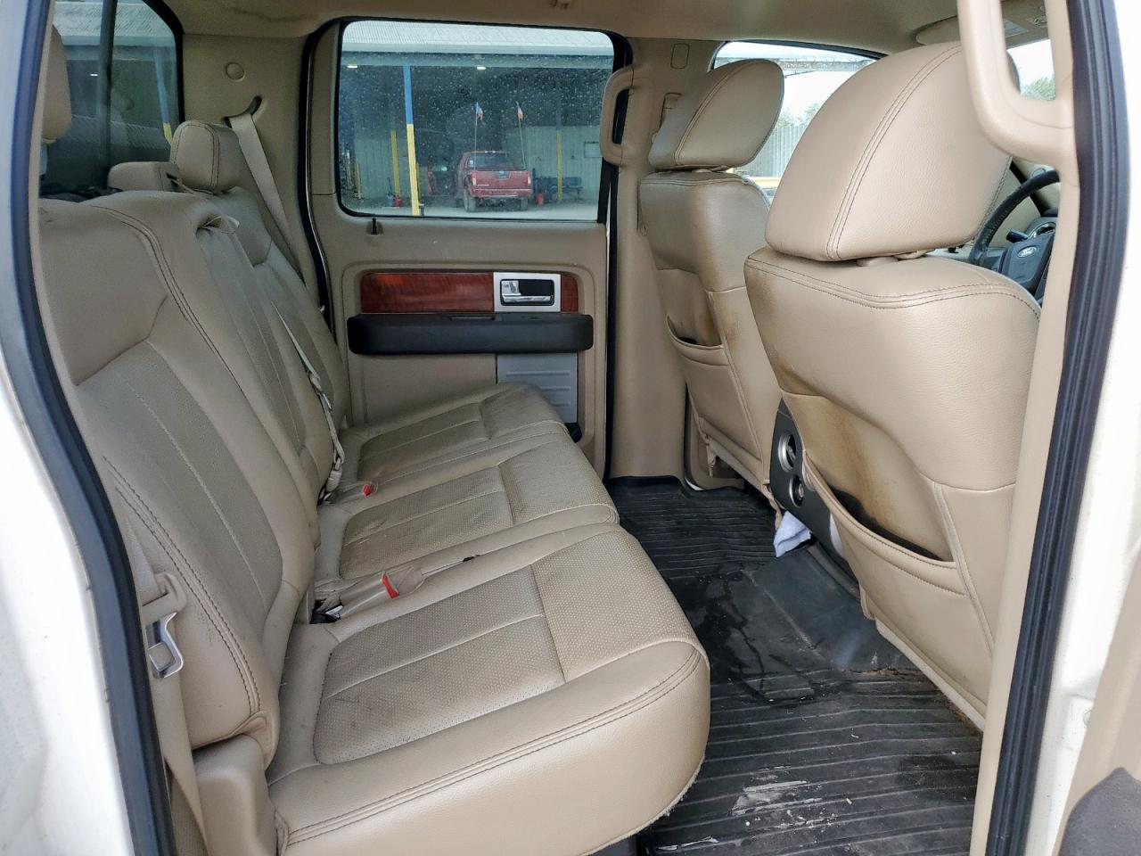 Ford F-150 Supercrew Image 11