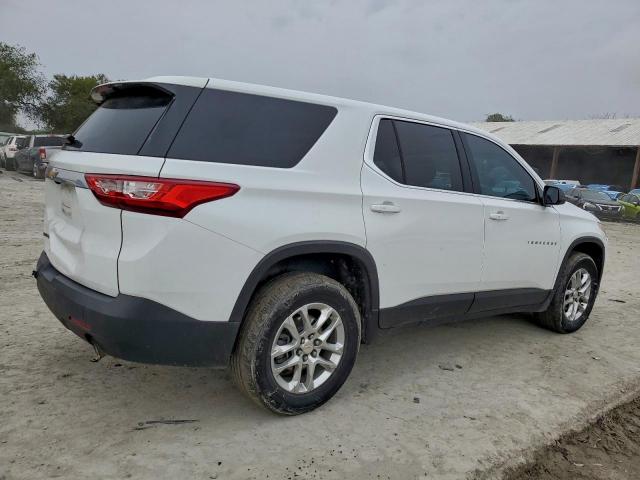 Chevrolet Traverse Ls Image 2