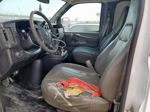 Chevrolet Express Image 8