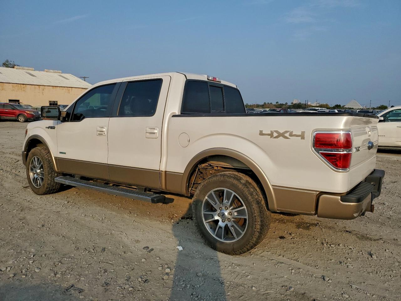 Ford F-150 Supercrew Image 2