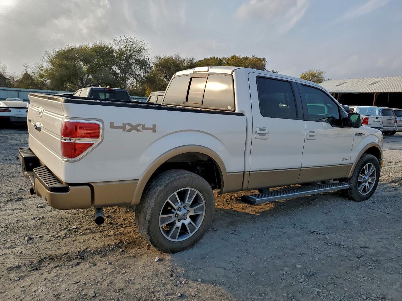 Ford F-150 Supercrew Image 5